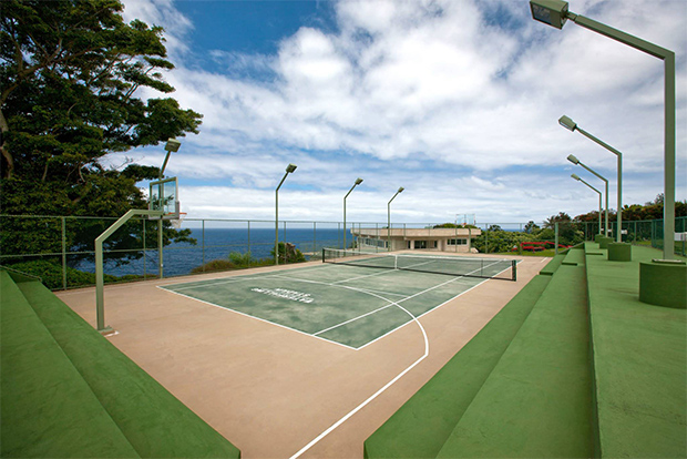 water falling state tennis court