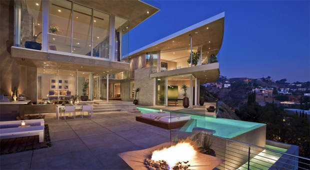 Hollywood Hills Front View