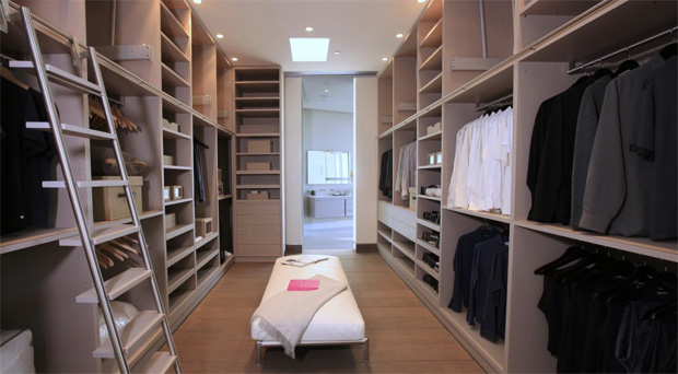 Hollywood Hills Closet