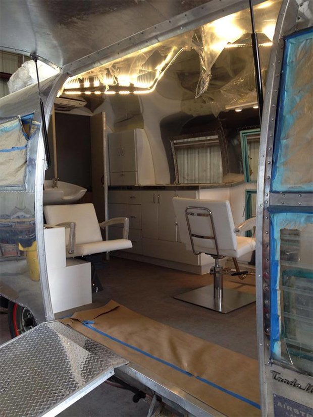 Camper Salon