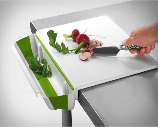 Collapsible Bin & Cutting Board