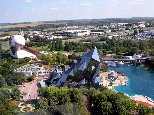 Extraordinary Buildings: Futuroscope