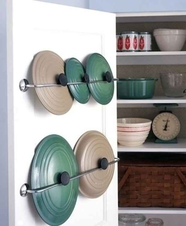 towel rack for lid storage