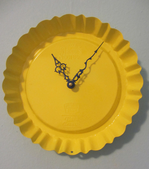 Dessert Pan Clock