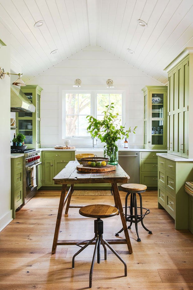 Farmhouse Colorful Kitchen Designs