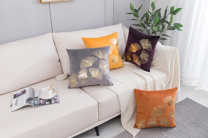 Escarcega Floral Square Pillow