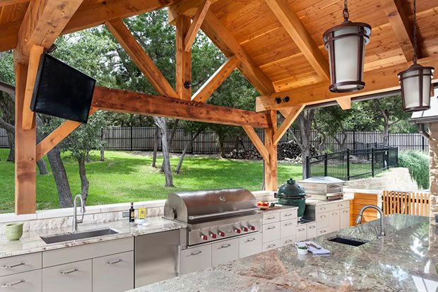 60 Relaxing Outdoor Kitchen Designs for Family Gatherings - Viral Homes