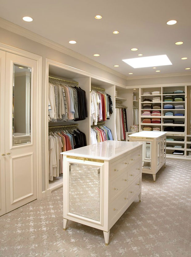 Walk In Closet