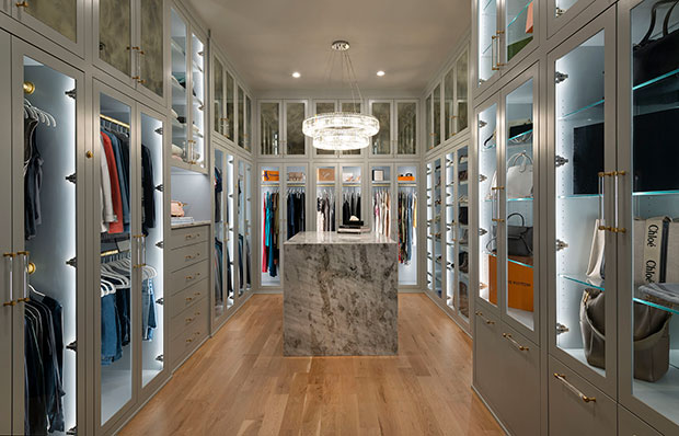 Boutique-Inspired Closet Westlake